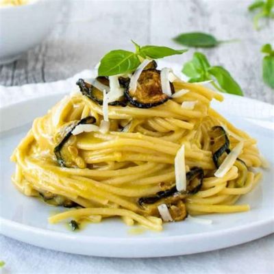  Spaghetti alla Nerano! An Explosion of Creamy Delights and Fragrant Coastal Flavors